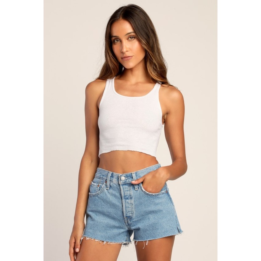 Levi’s 501 High-Rise Distressed Denim Shorts – Light Stone Wash, Size 28 NWT
